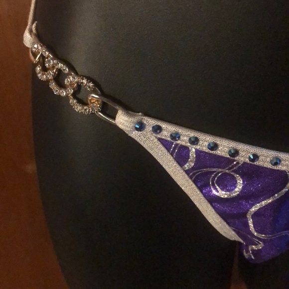 Competition suit - Picture 3 of 4